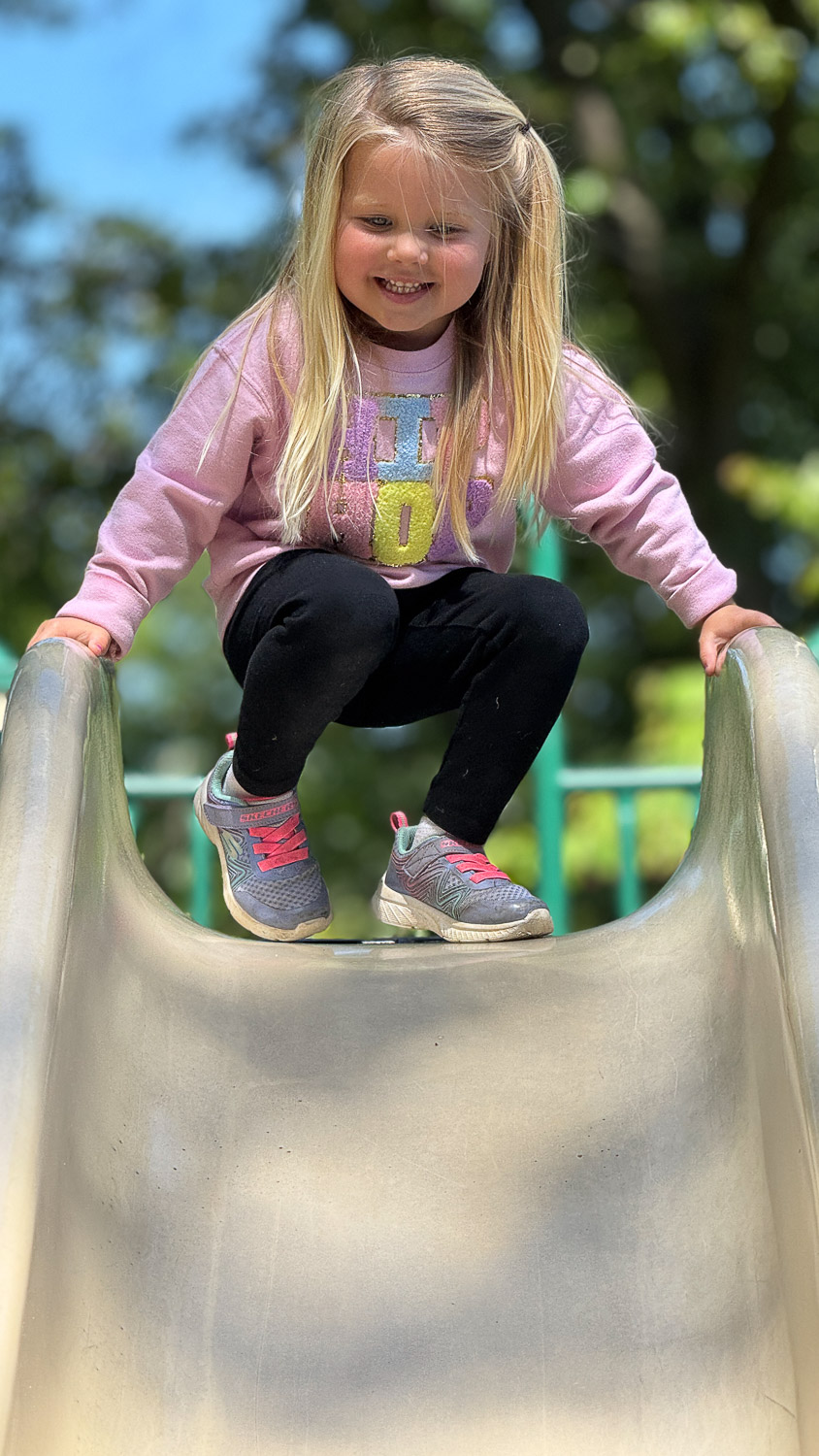 f/2.8 portrait mode applied